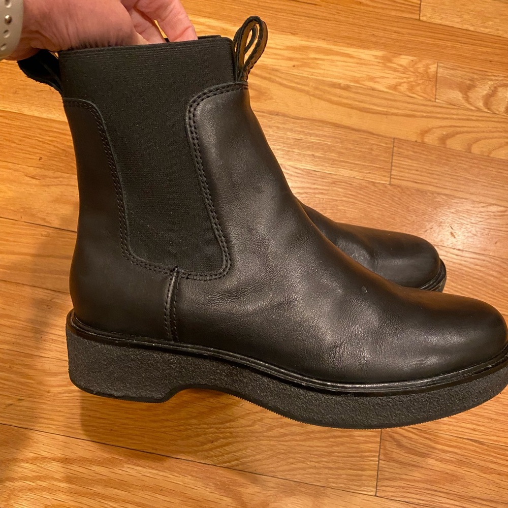 Madewell Chelsea Camryn Boot